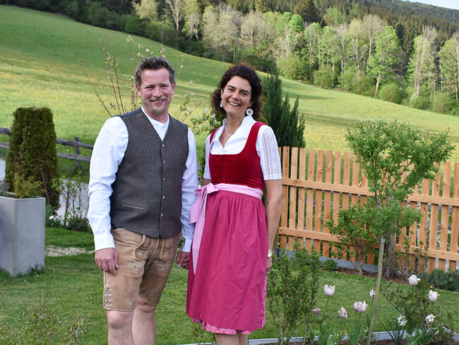 Familie Kirchner, Gastgeber am Nöglhof