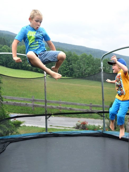 Spielplatz - Nöglhof, Urlaub am Bauernhof in Radstadt